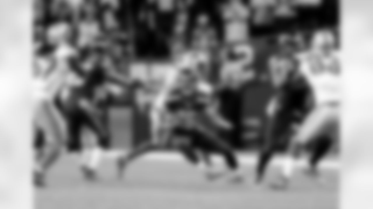 Seahawks-Lions-Through-The-Years-20120609_05-13-32_2078