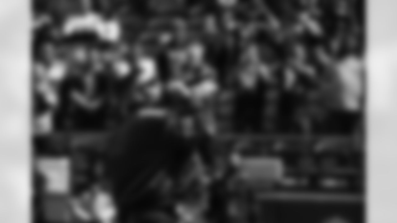 210919-pregame-macklemore-07