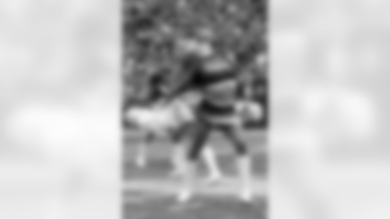 The Seahawks Dancers hit the field for the Seahawks' Week 3 game against the Carolina Panthers on Sunday, September 24, 2023.