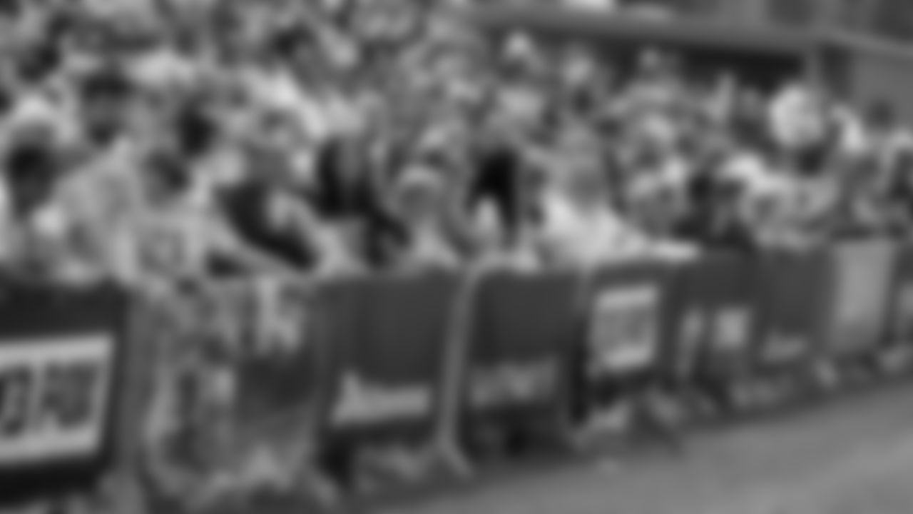 20210803_TRAINING_CAMP_FANS_CT100140