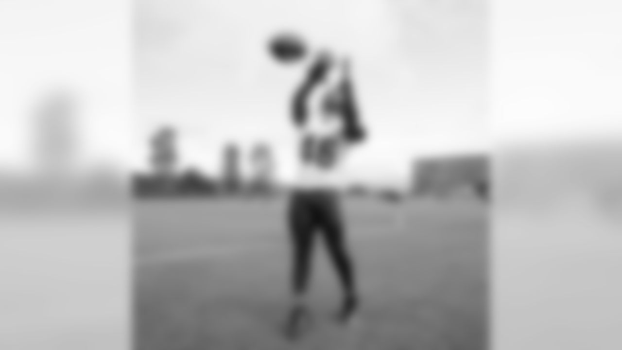 LB Jawuan Johnson