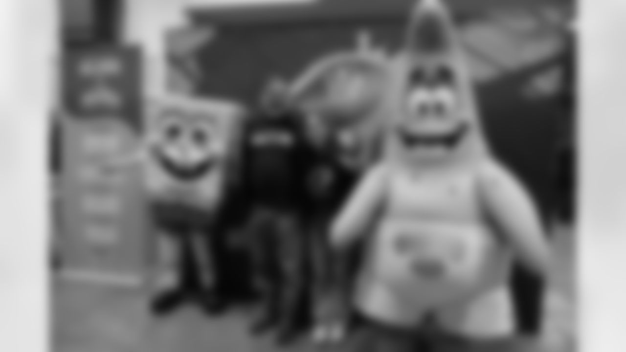 Seahawks-Nickelodeon-20230101_11-21-51_1376
