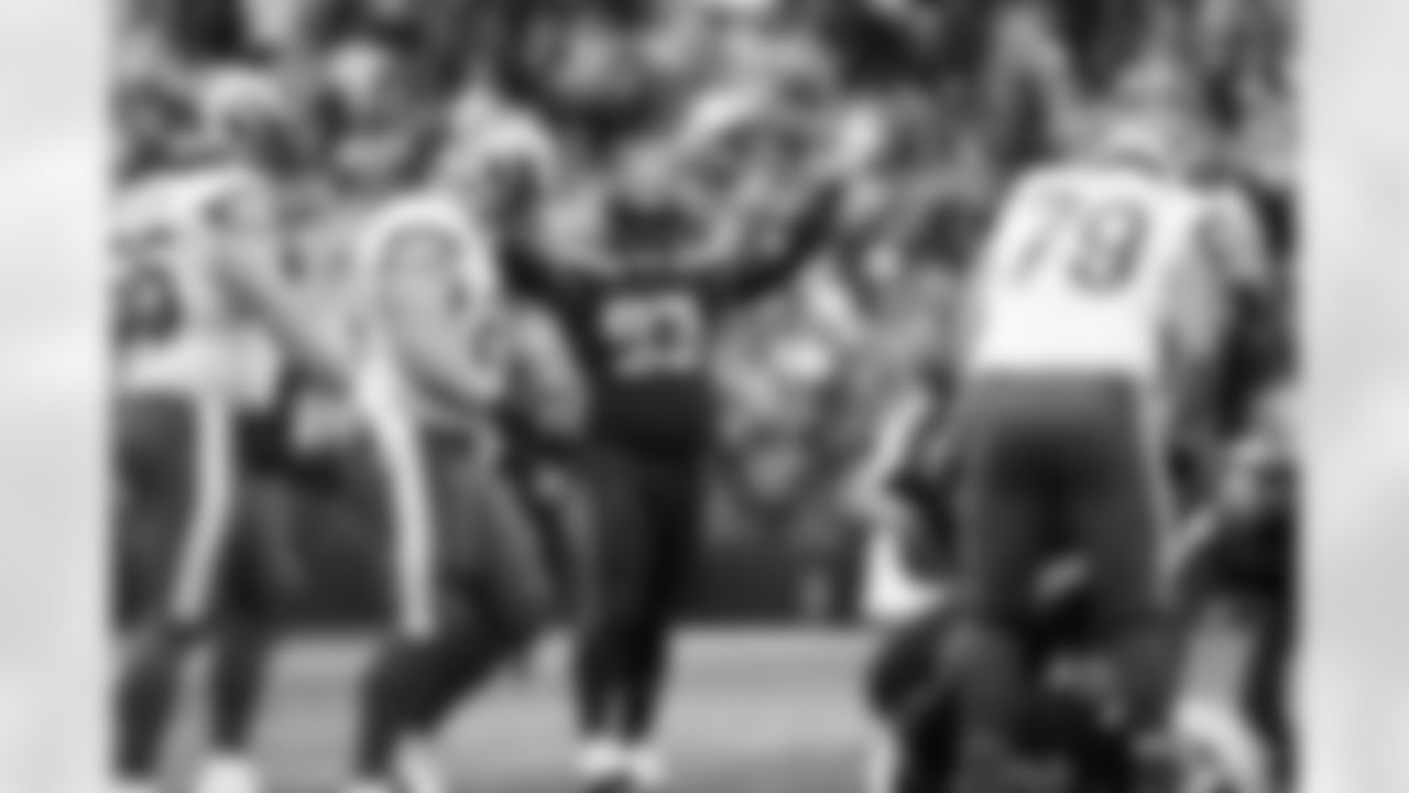 20230108_LARvsSEA_MAR_RM3_7296