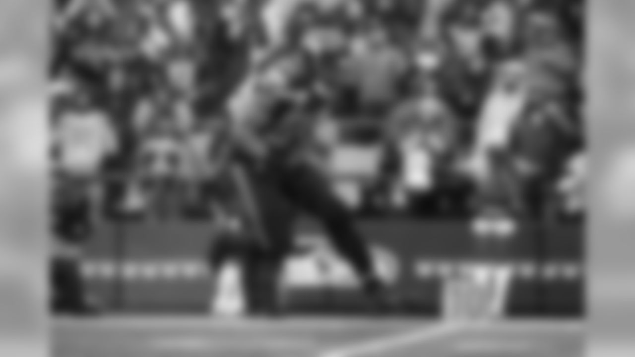 EYE_WK_9_REDSKINS_16