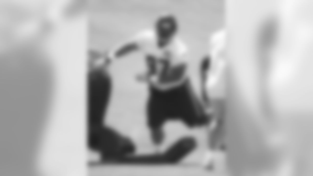 97_jordan_hill_practice.jpg