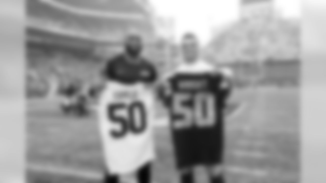 Linebackers and former teammates K.J. Wright and Brock Coyle traded jerseys after the game.