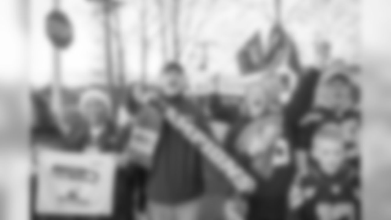 tempSendoff_BLIESSE-5.jpg