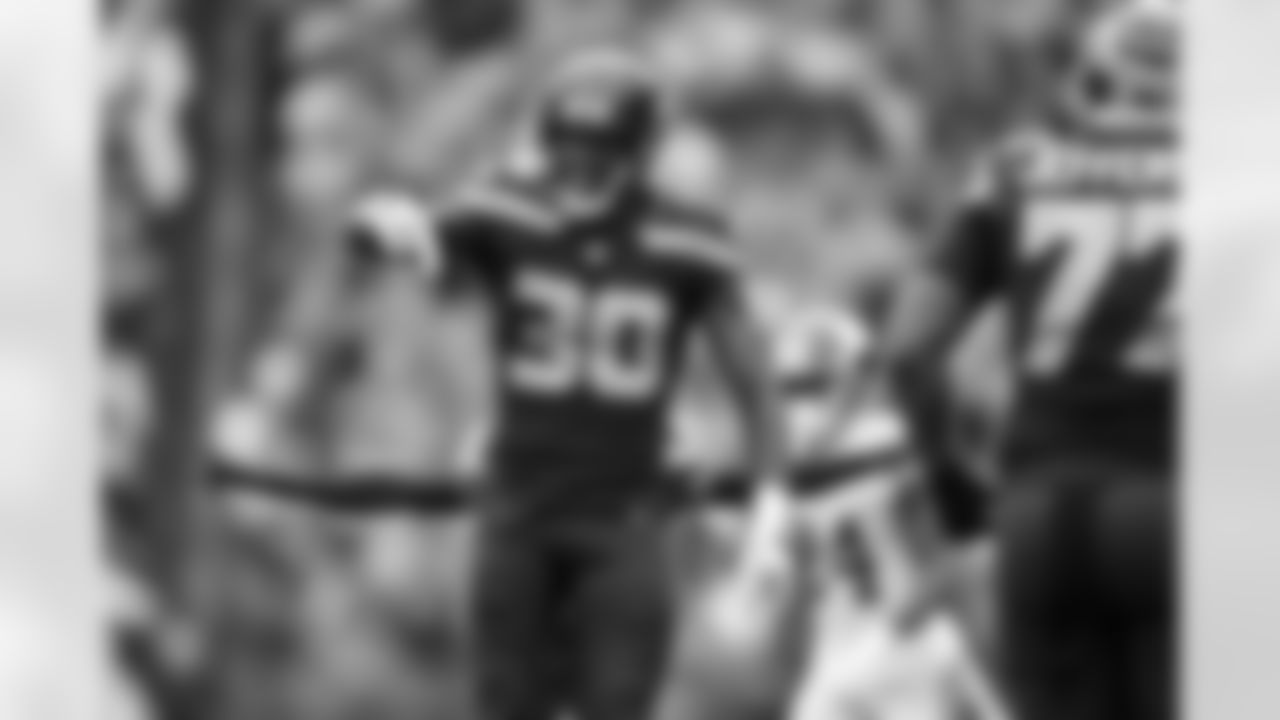 The best photos of Seahawks cornerback Mike Jackson from the 2022 season.