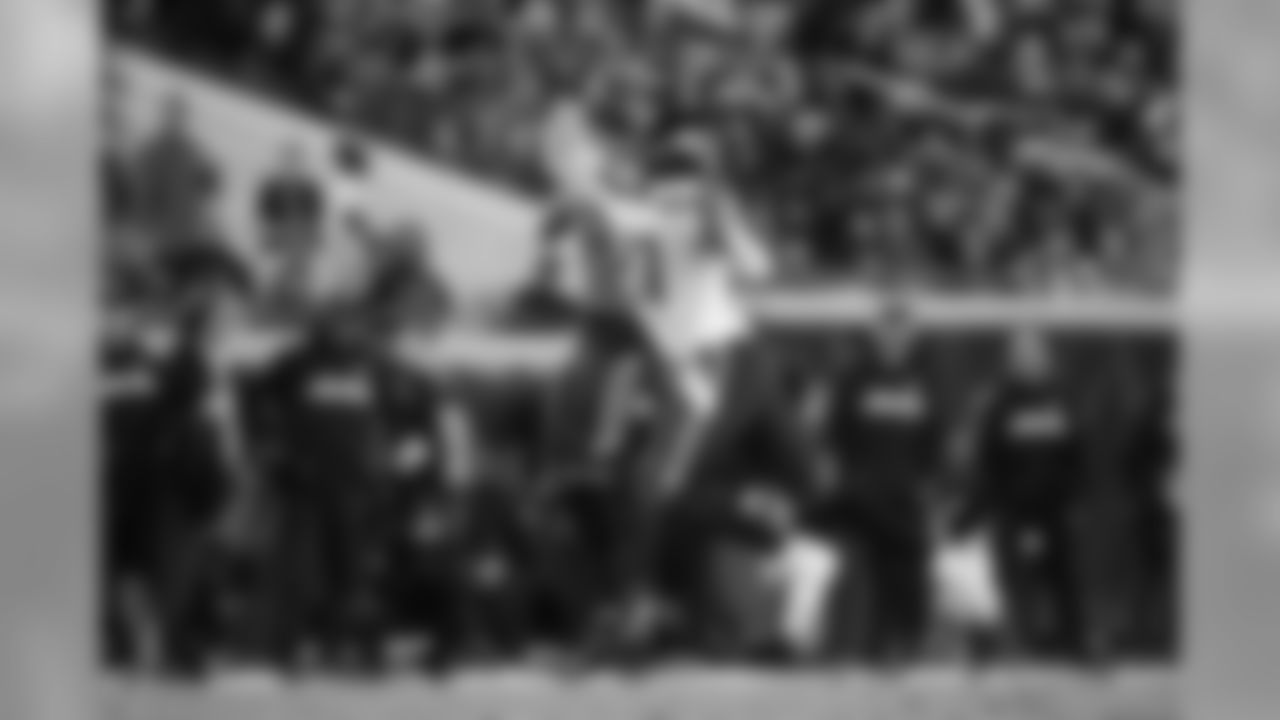 Cornerback Byron Maxwell nearly intercepted this pass in the fourth quarter.