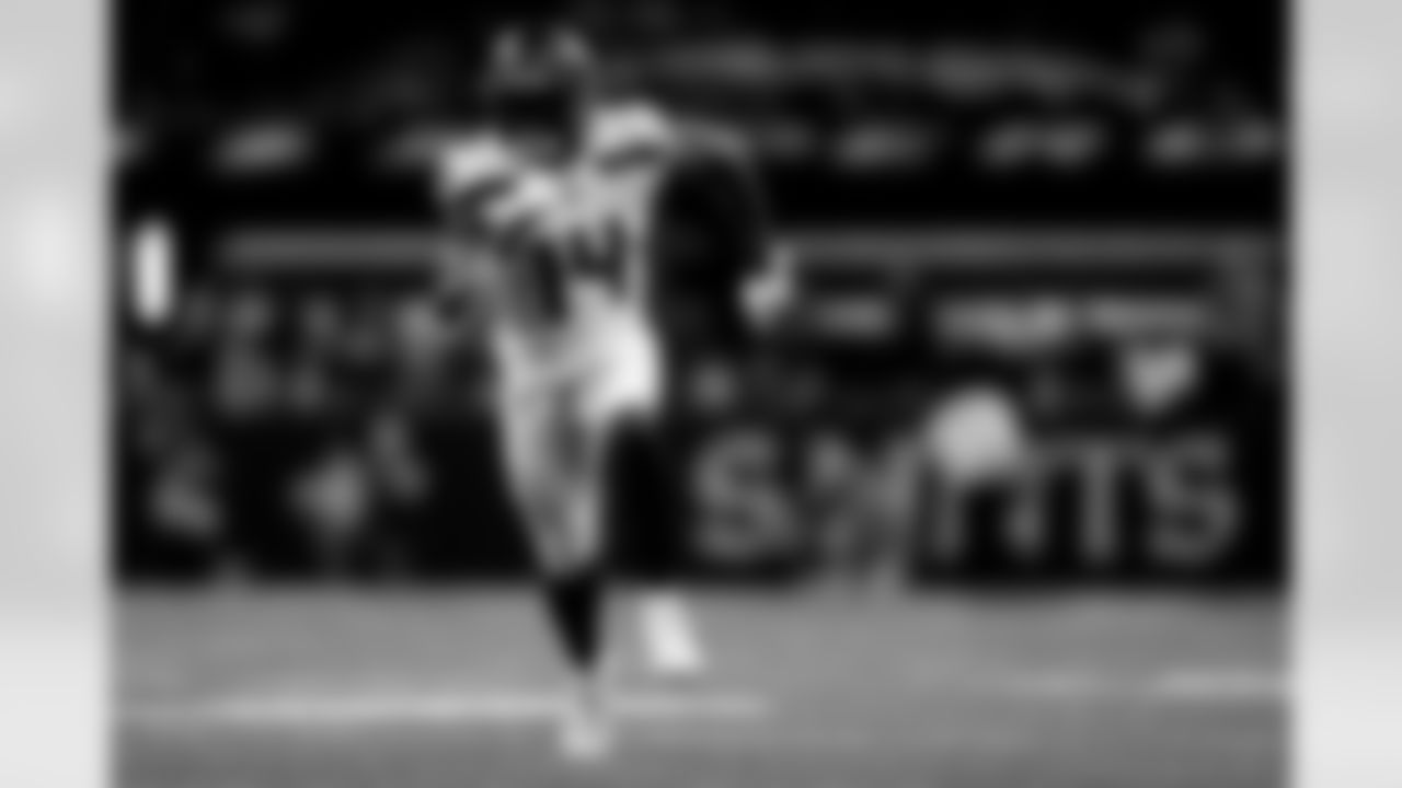 The best photos of Seahawks wide receiver DK Metcalf from the 2022 season.