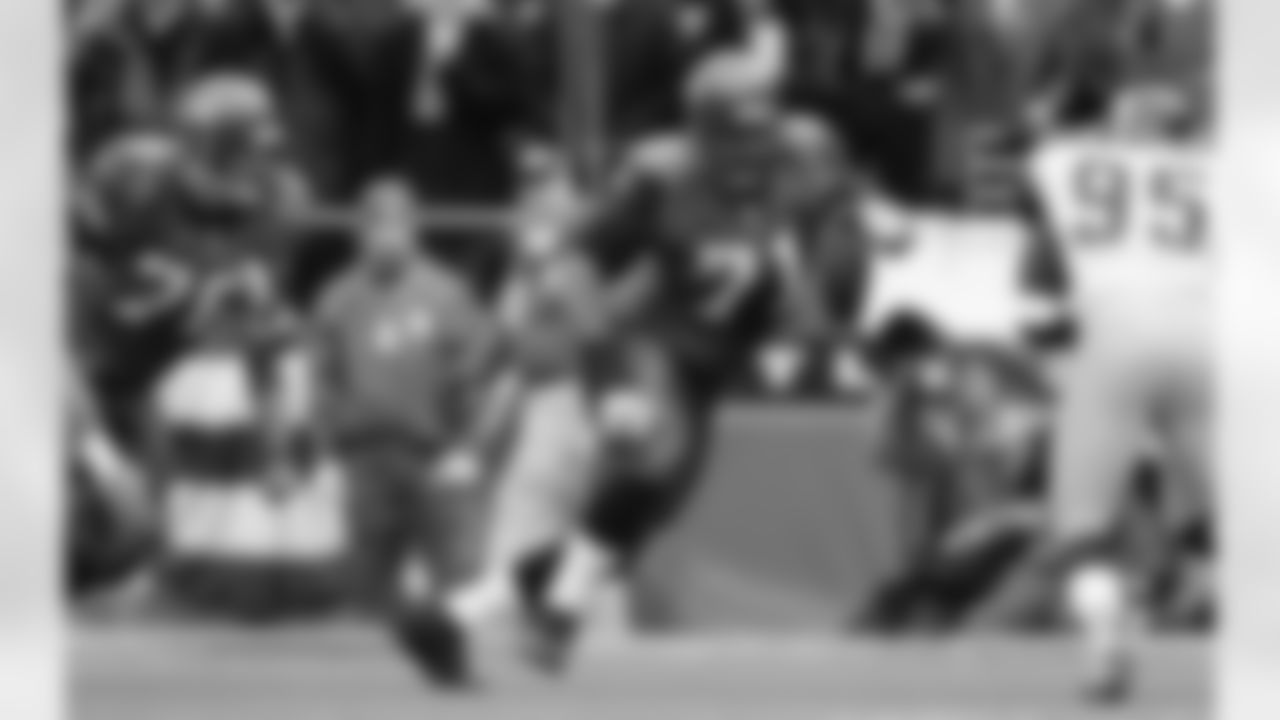 20050104_RAMS_WILDCARD__D0Q3731
