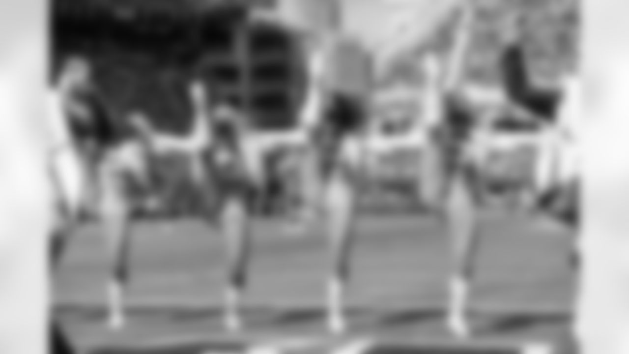 Seahawks Dancers perform during preseason Week 2 vs. the Tennessee Titans at Lumen Field.