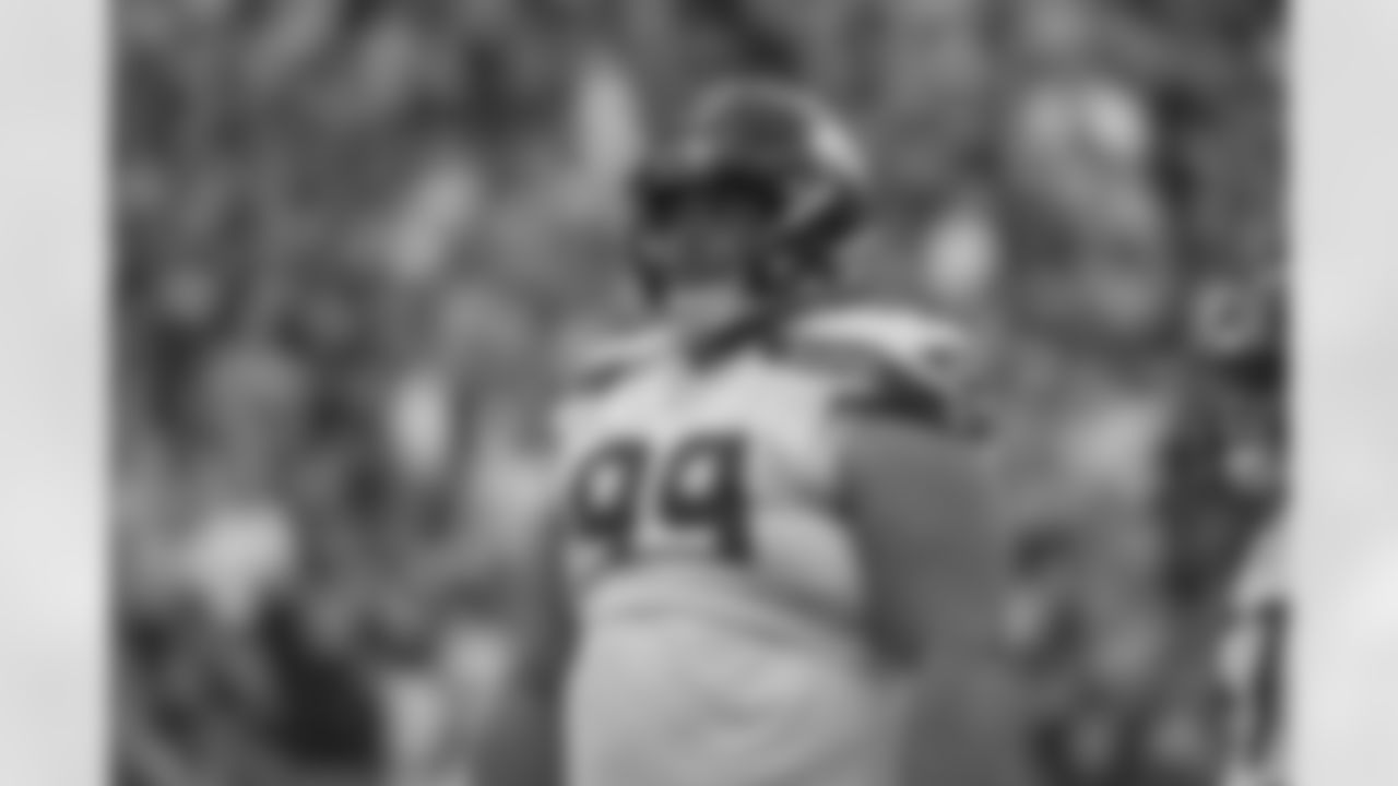 The best photos of Seahawks defensive tackle Al Woods from the 2022 season.