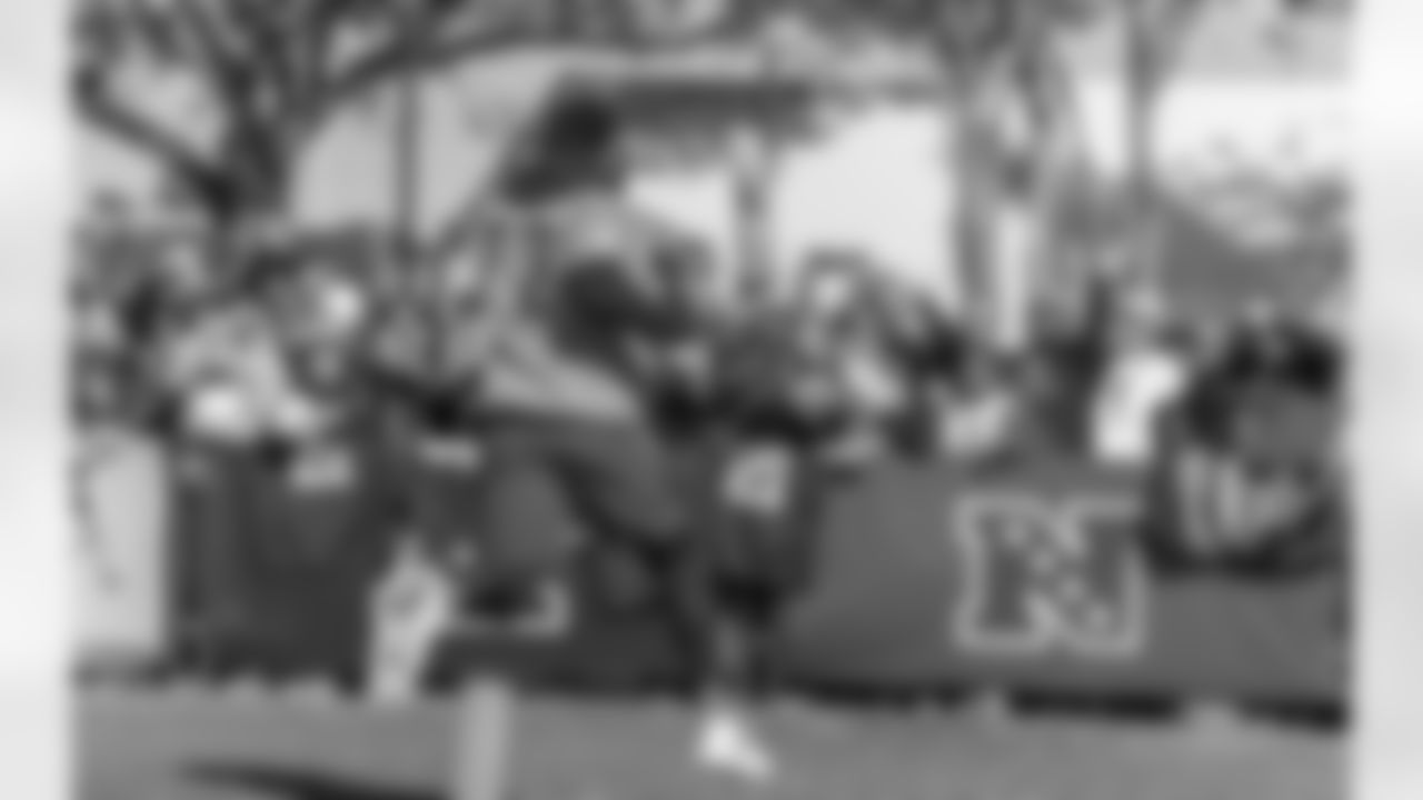 170127_pro_bowl_nfc_practice_day_four-45.jpg