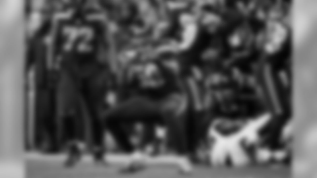 eye_wk_11_falcons_32.jpg