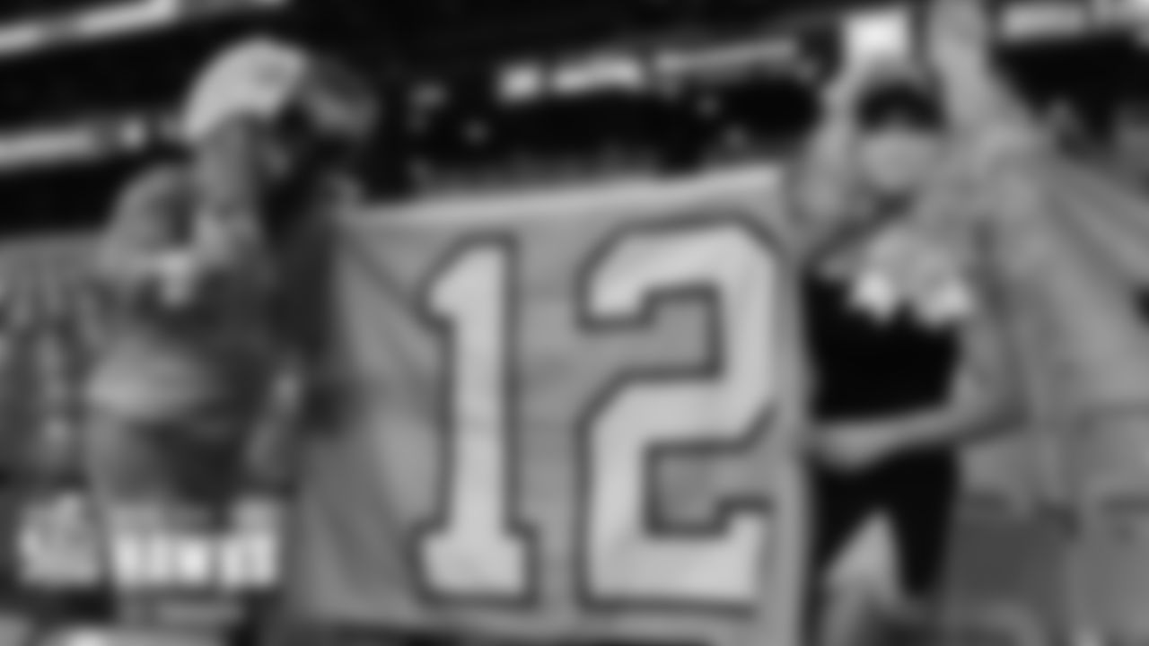 Seattle Seahawks fans pose before an NFL football game against the Arizona Cardinals on Sunday, October 25, 2020 in Glendale, Arizona. (Alika Jenner/NFL)