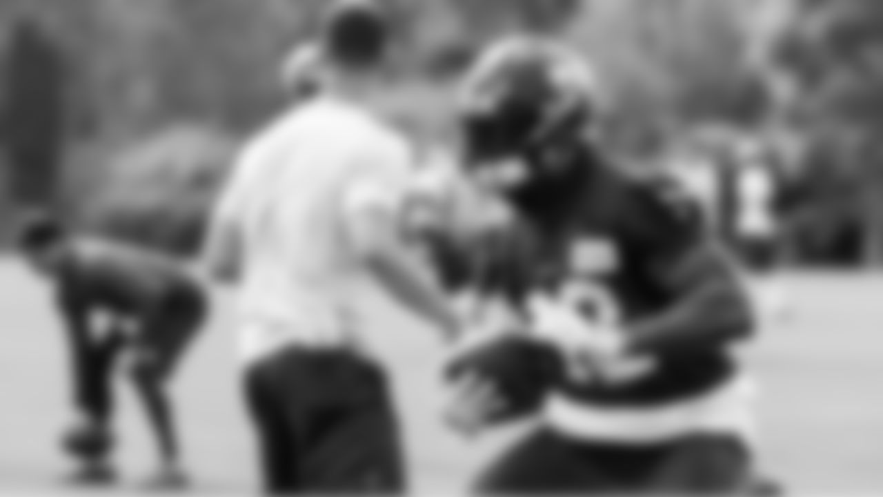 RB Chris Carson