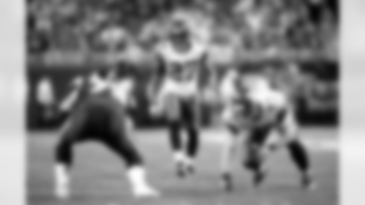 Seahawks-Through-The-Years-Jordan-Babineaux-20091129_12-12-26_7657