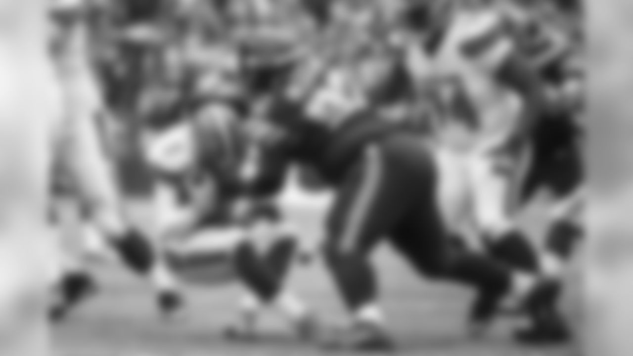 Seahawks defensive lineman Brandon Mebane breaks through to sack Cleveland quarterback Johnny Manziel in the first quarter.