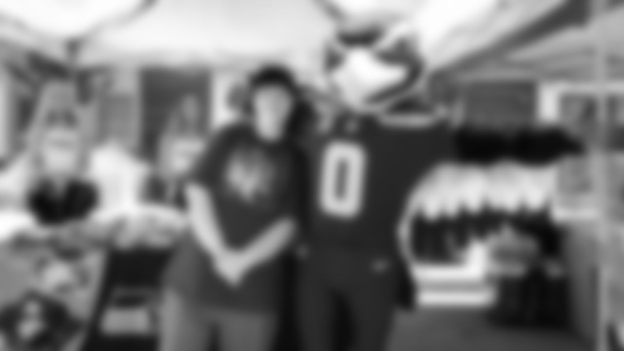 20210718_YOUTH_ACHIEVEMENT_CENTER_BLOCK_PARTY_RM9_1218