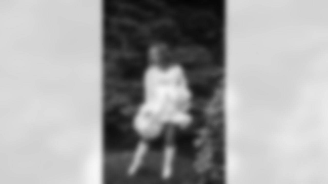 20221211_Christmas_Uniform_Dancers_POTTER-2567
