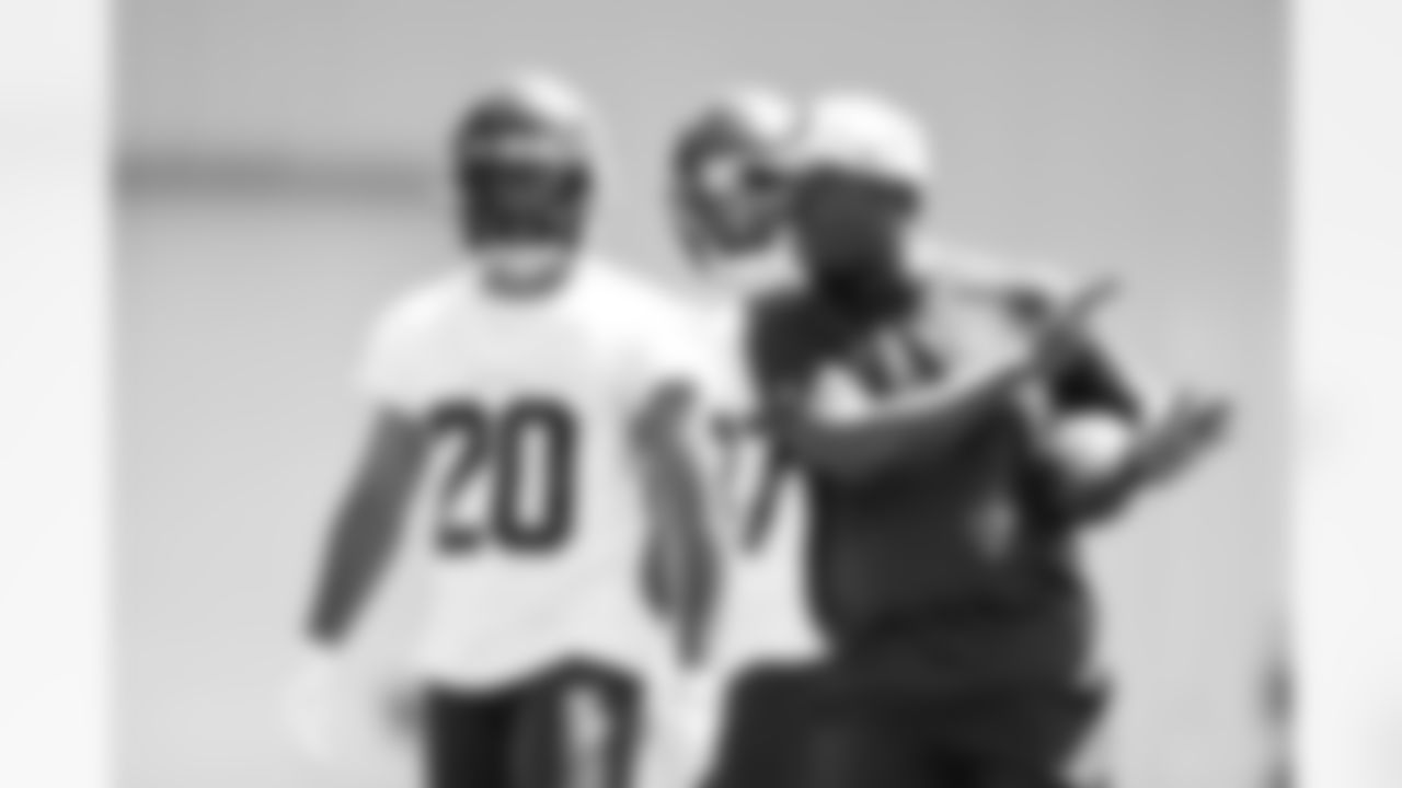 Seahawks kick off day one of Minicamp