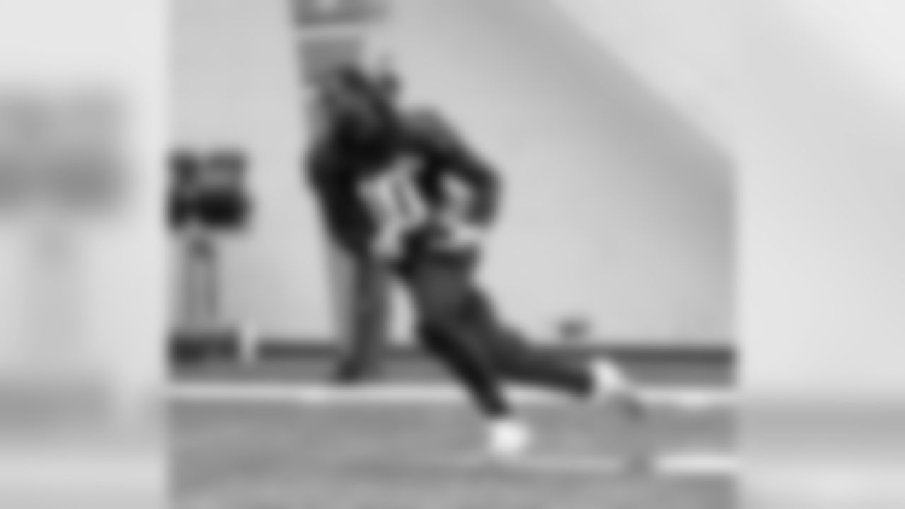 cst_am4i9237.jpg
