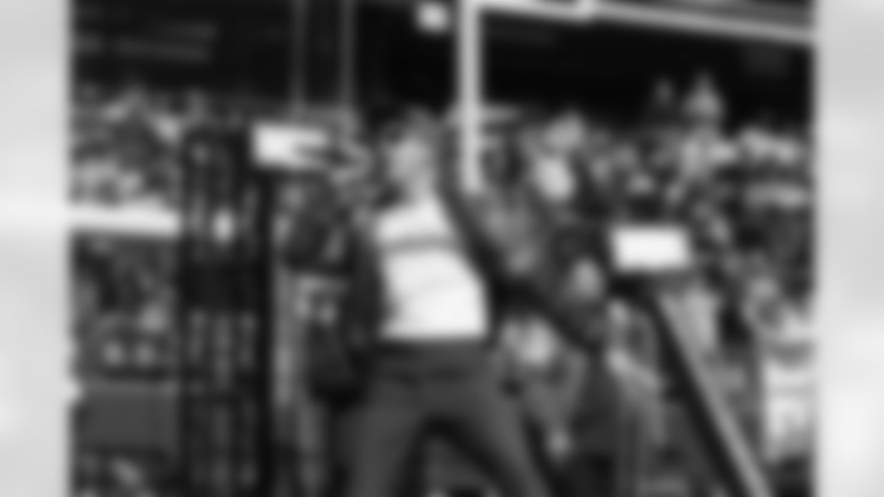 210919-pregame-macklemore-10