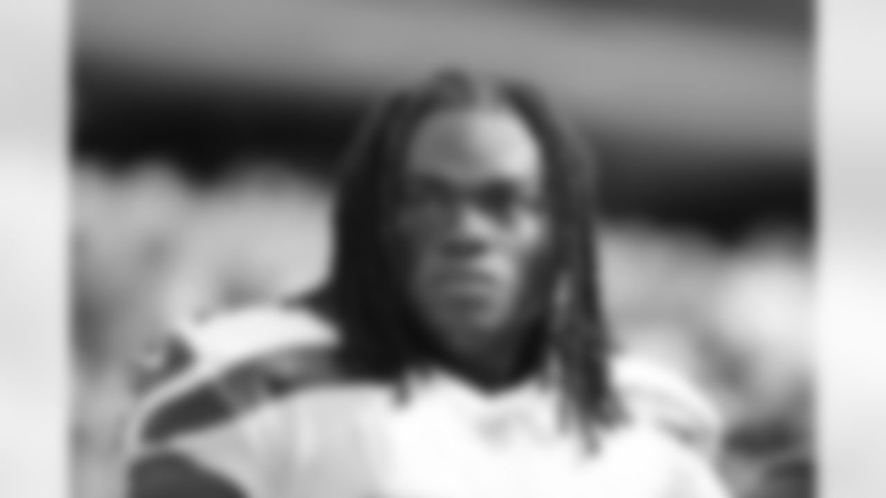 The best photos of Seahawks running back DeeJay Dallas from the 2022 season.