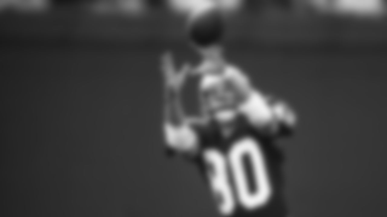 WR Steve Largent - Largent was the best overall Fantasy Football player from the Seahawks roster for a decade, and produced the greatest single-game Fantasy performance in franchise history, scoring 59.1 PPR points on October 18 of 1987 against the Lions.