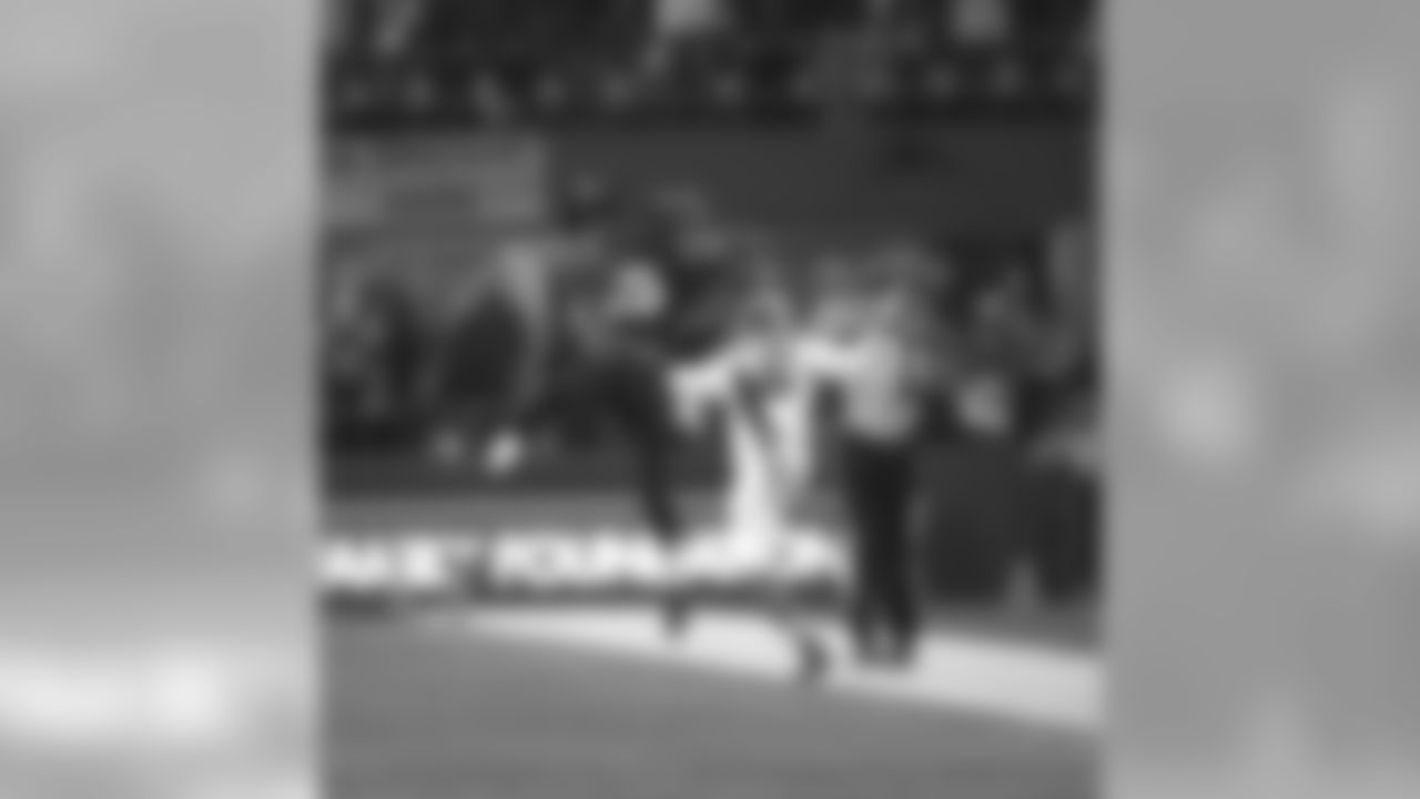 cst_cq2t018_2015post.jpg