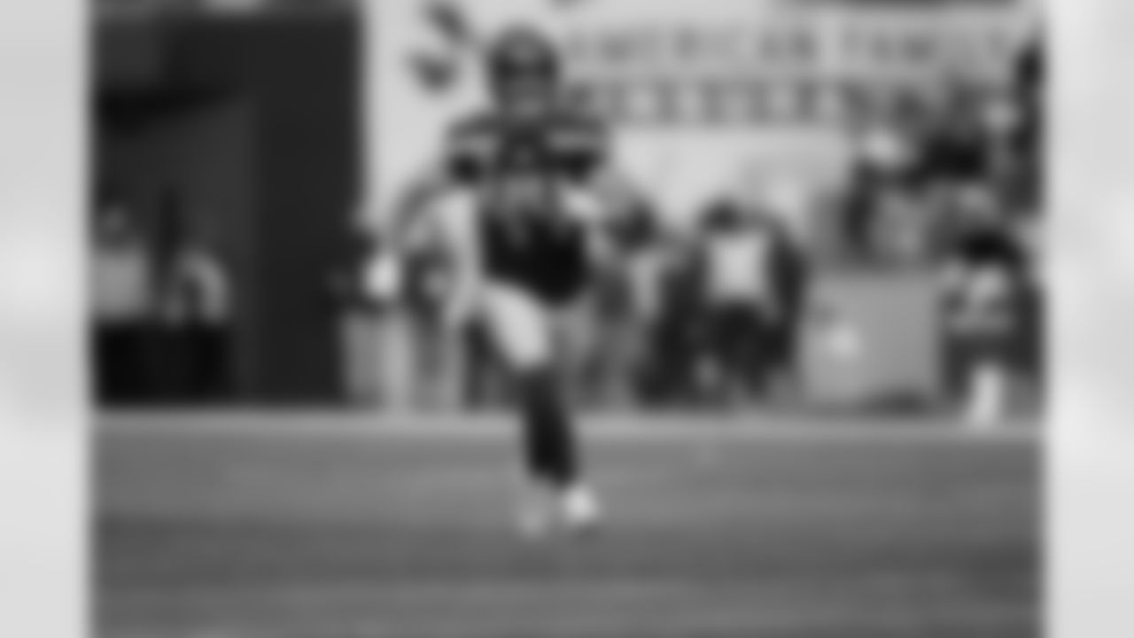 Some of the best photos of Seahawks linebacker Nick Bellore taken during the 2021 season.