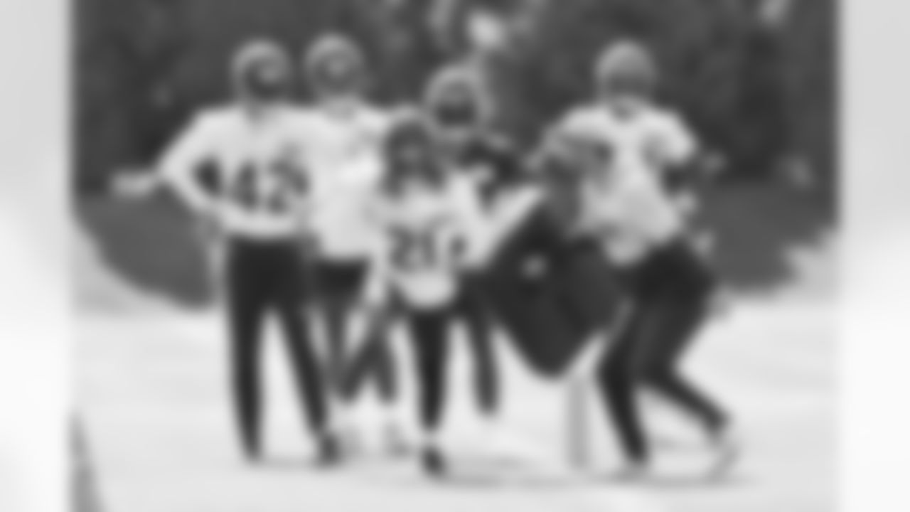 While the Seahawks have rested most of their starters, one position that has seen all healthy players take the field is cornerback, and that's because there is competition going on for both starting spots. While the people competing for jobs—Ahkello Witherspoon, Damarious Randall and Tre Brown on the left side and Tre Flowers and D.J. Reed on the left side—have had plenty of chances to show what they can do in practice, they haven't been tested a lot in games, so for those who do play Saturday, this will be a good last chance to state their case for starting spots.