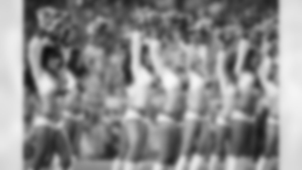 [October 21, 2007]: Seahawks 33 – Rams 6