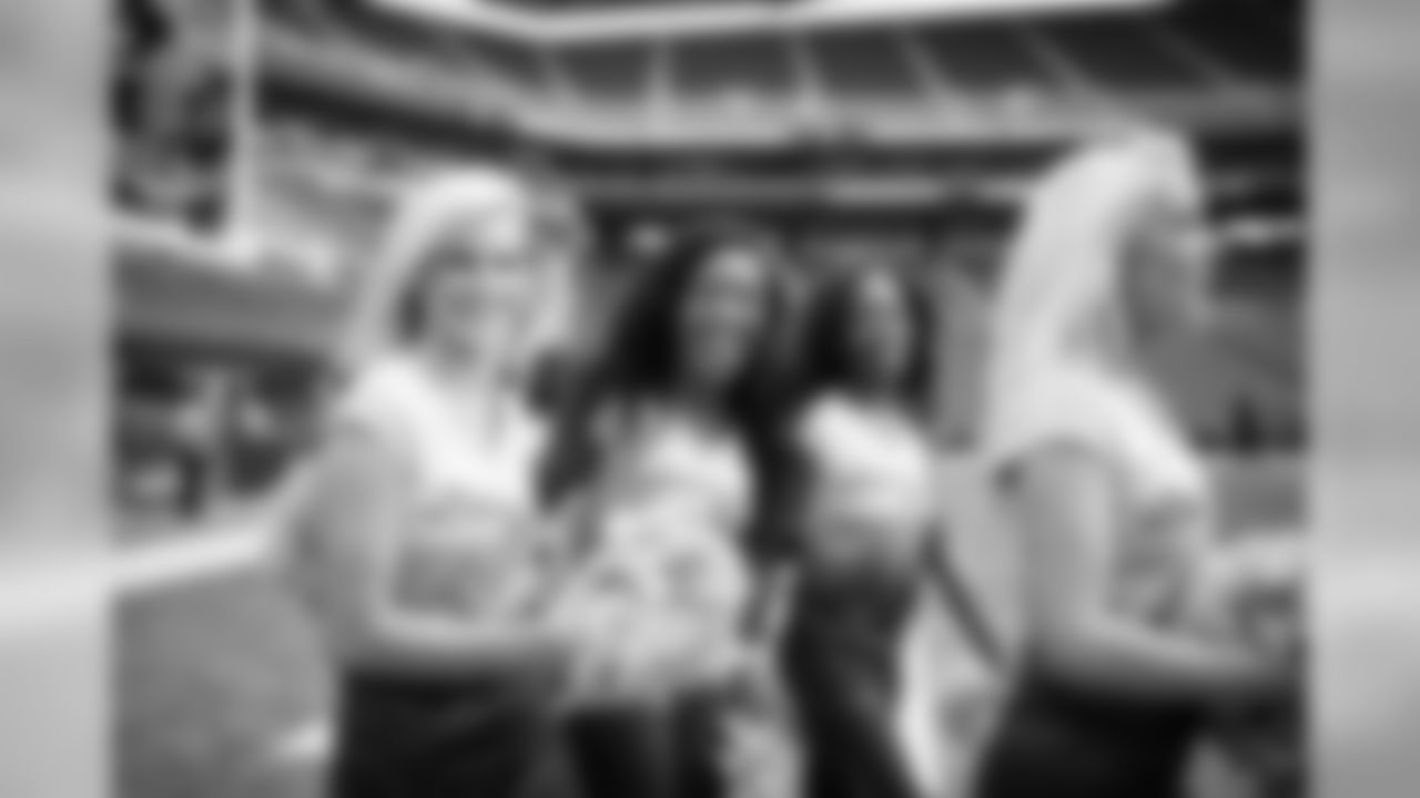 bestofbackstage_seagals_janegphoto-19.jpg