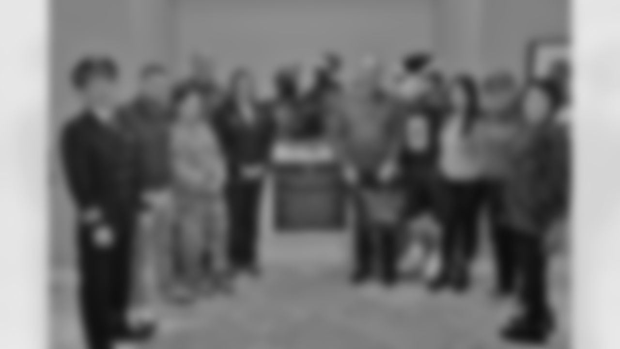 20220812_DeltaCommunityCaptain-FisherHouse_Lott (38)