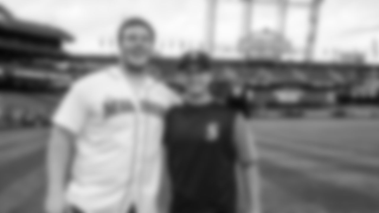 Mariners-First-Pitches-20180503_19-03-27_050318_043 BVH