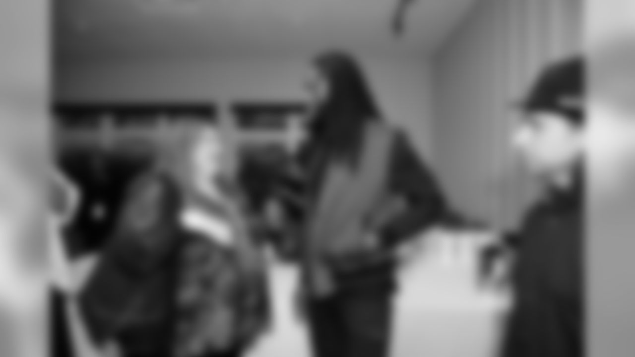 cliff_avril_charity_dining_2017_1155.jpg