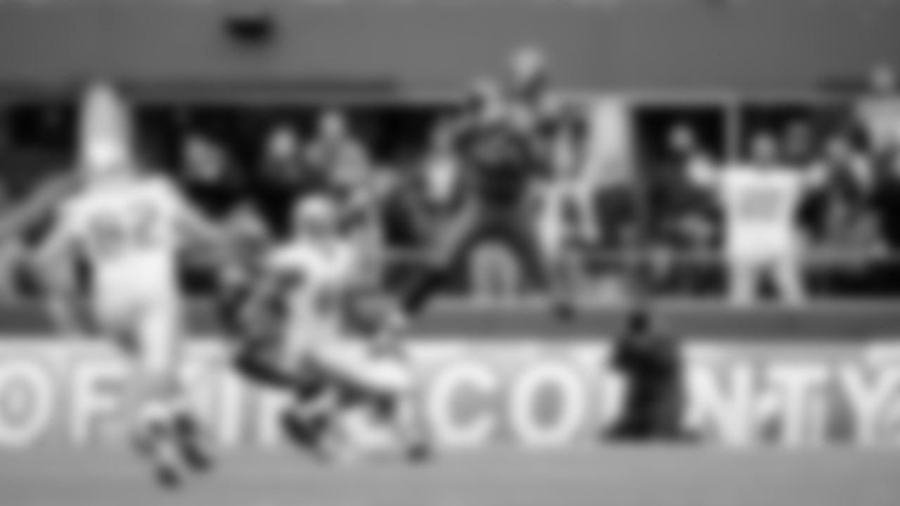 Seahawks-Lions-Through-The-Years-20091108_15-24-31_3485