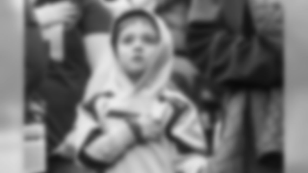 bn4q9325.jpg