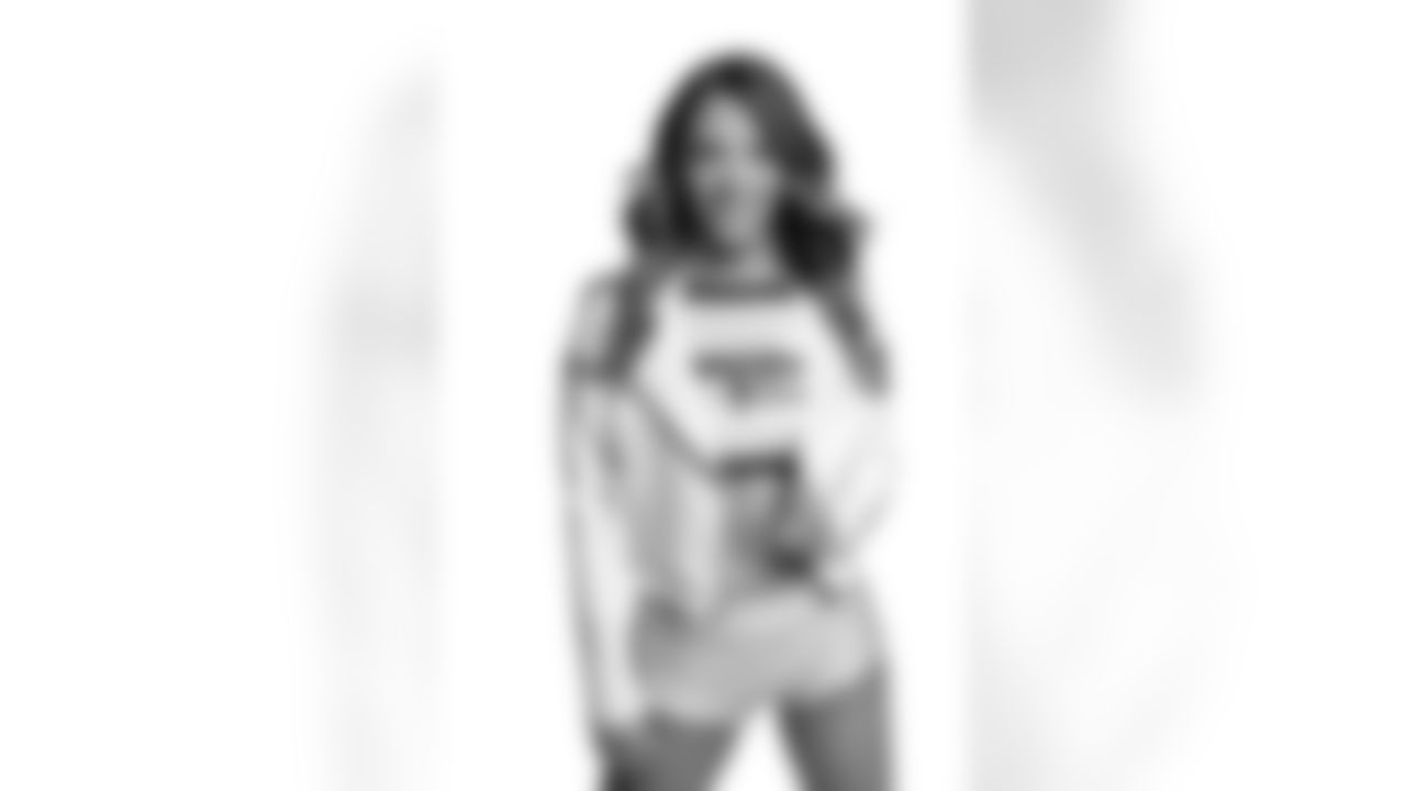 Seahawks Dancer Hailey has glamour shots taken prior to the 2021 season.