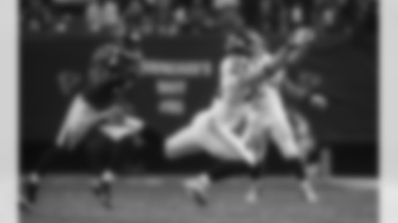 ThroughTheYears-Falcons-2012-RM4_1606