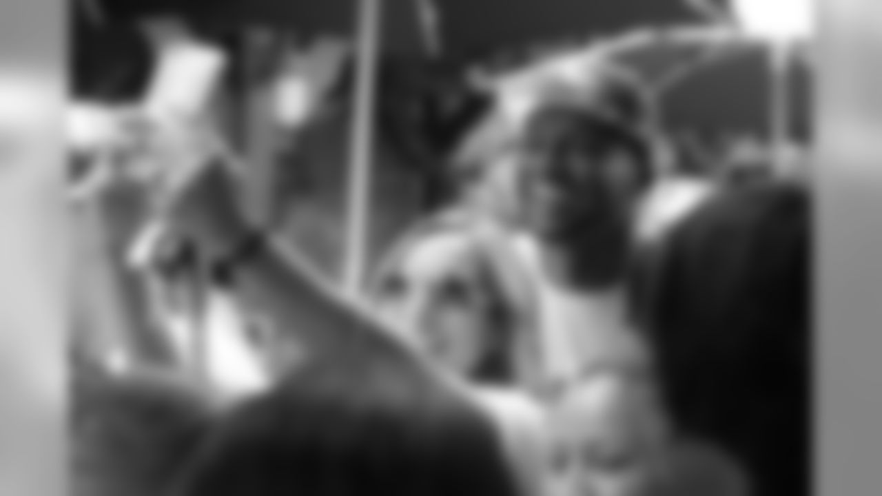 c06a9222.jpg