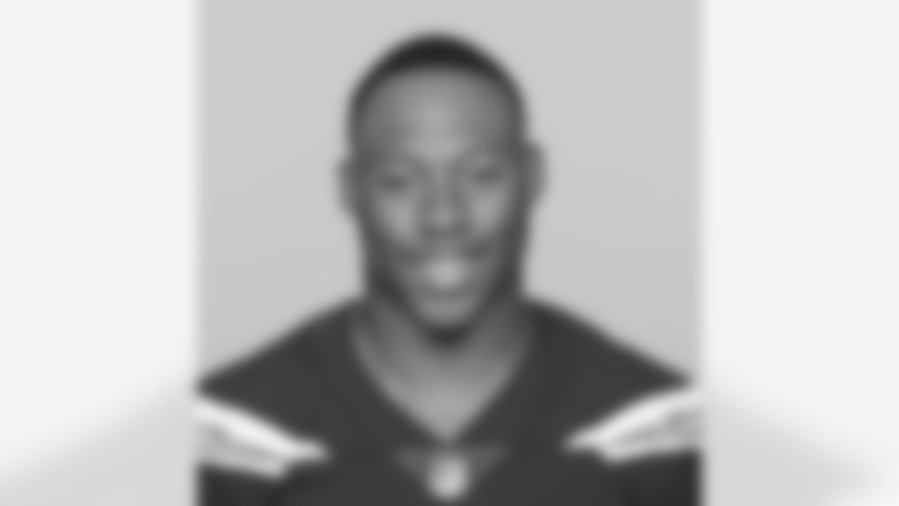 Linebacker Uchenna Nwosu's first training camp was with the Chargers in 2018. (AP)