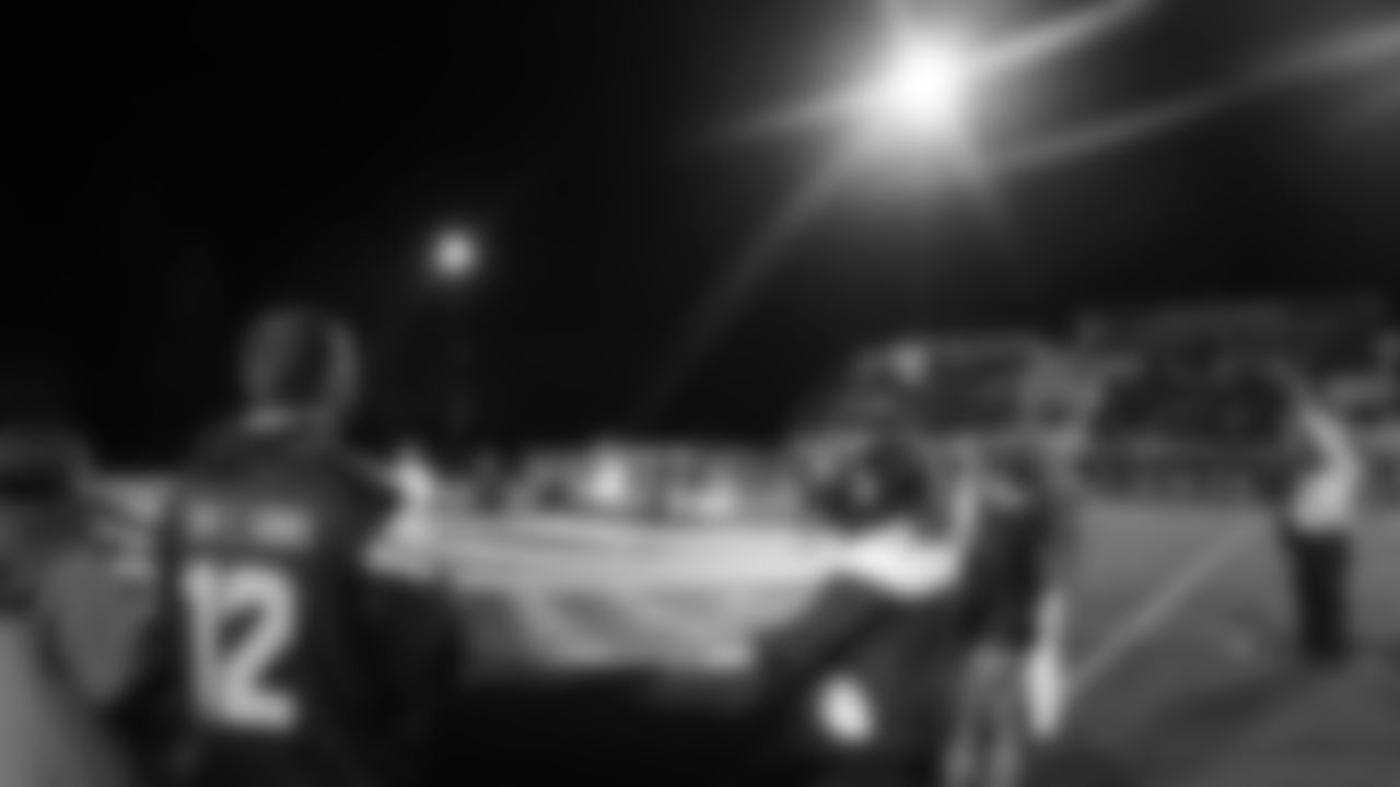 Seahawks-Blue-Friday-Night-Lights-Selects-20211112_19-55-07_209495