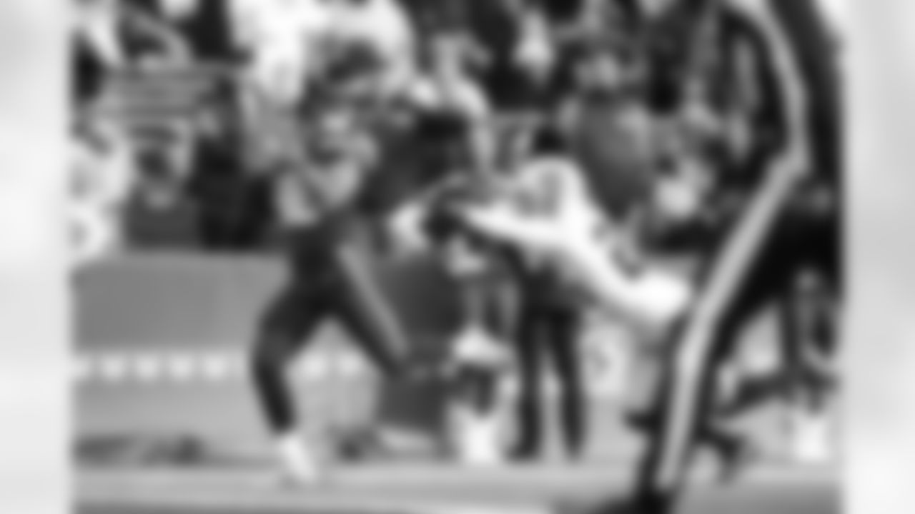 20221127_LVRvsSEA_MAR_RM3_5944