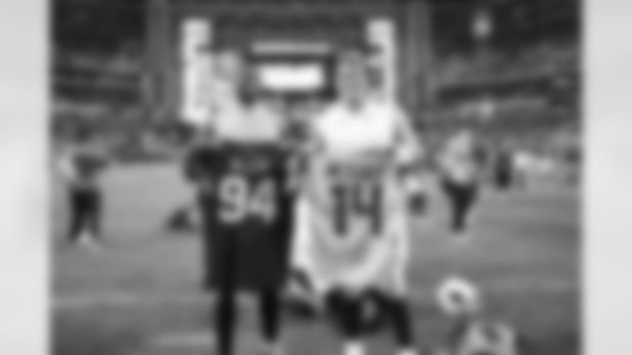 The best photos of Seahawks wide receiver DK Metcalf from the 2022 season.