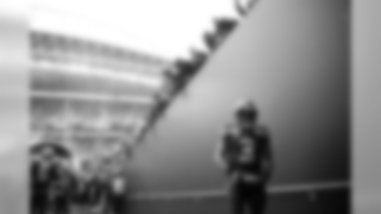 EYE_WK_9_REDSKINS_06