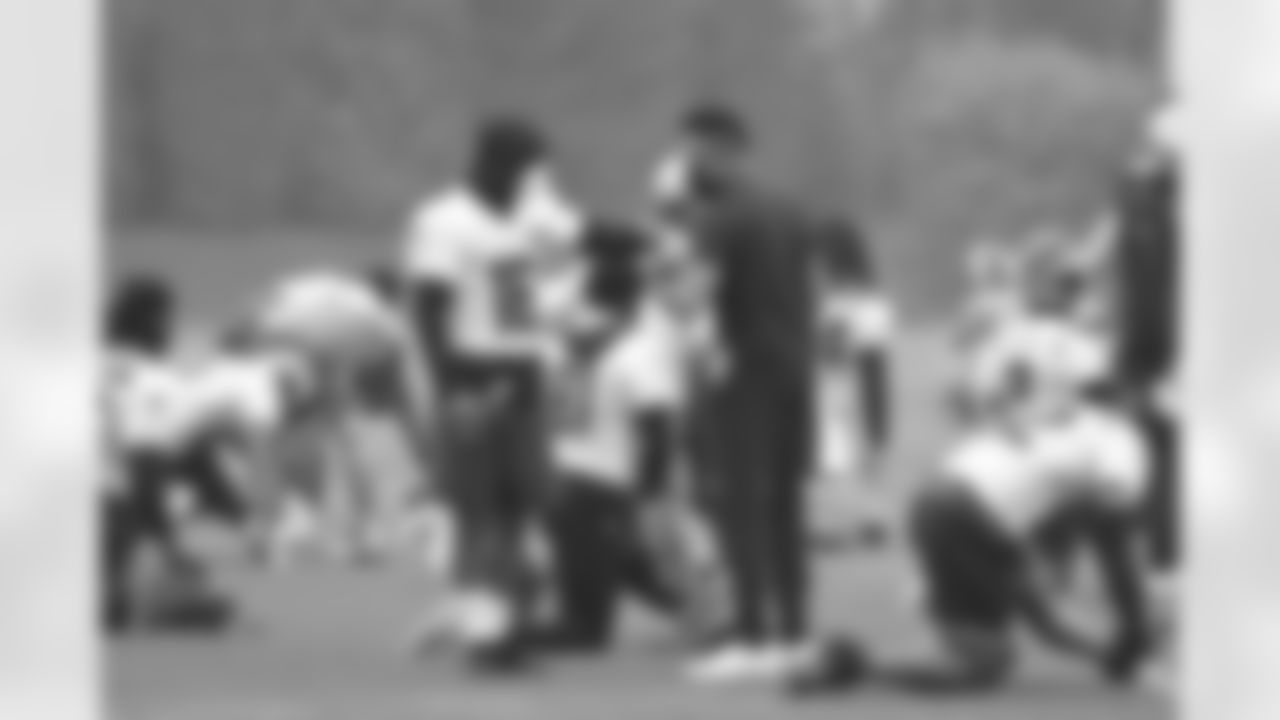 The Seahawks practice at the Virginia Mason Athletic Center in Renton on October 20, 2022.