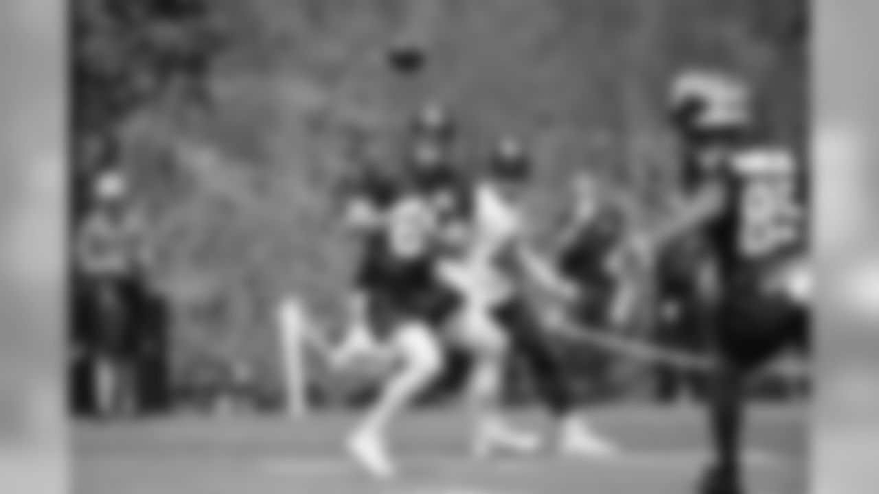 TE Nick Vannett